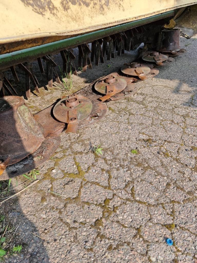 Krone AM 243 cv Slåmaskiner