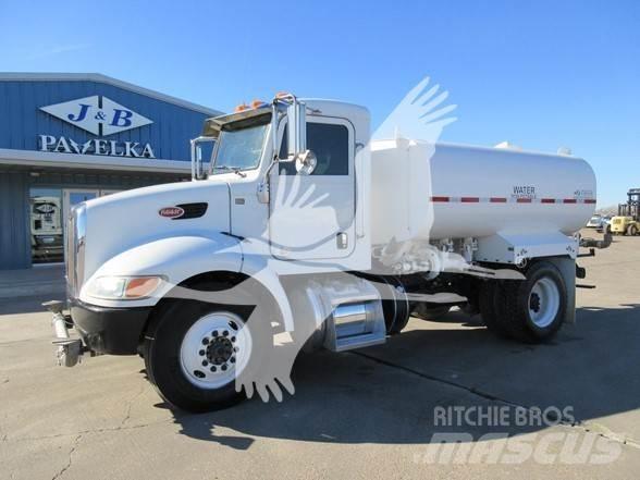 Peterbilt 337 Tankbiler