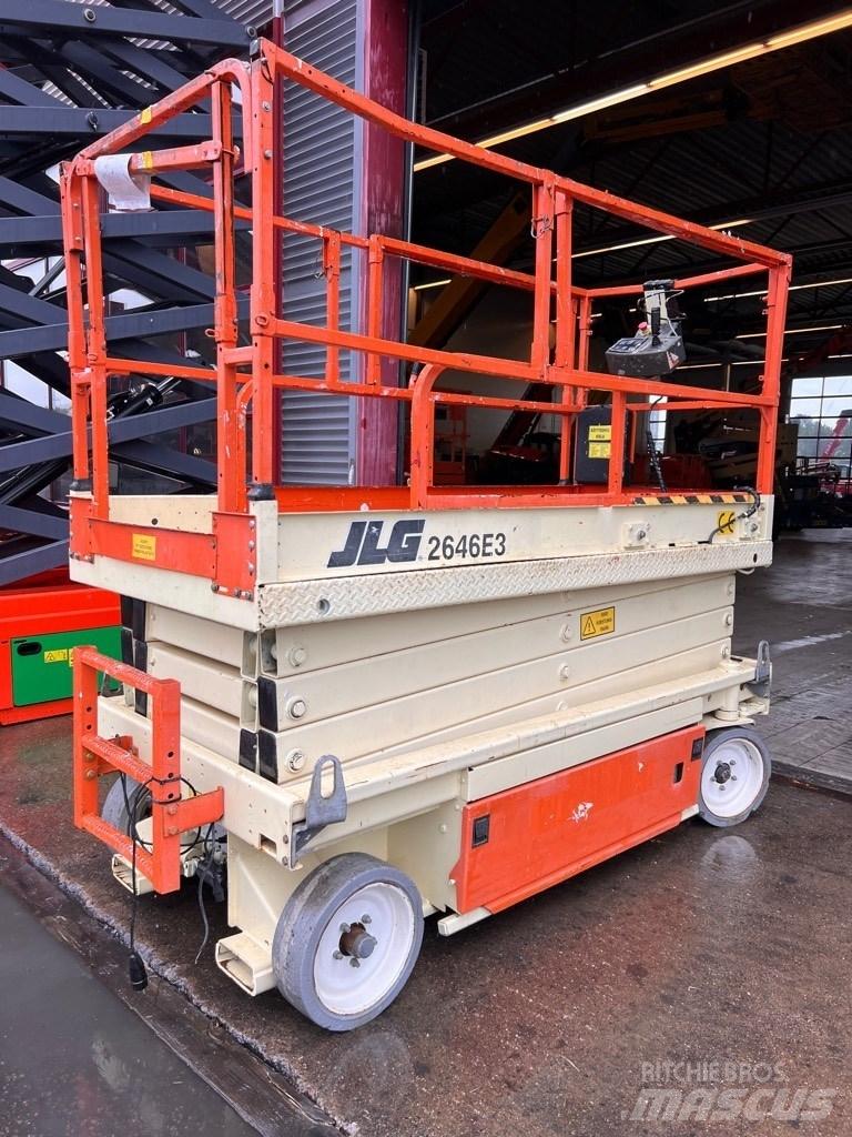 JLG 2646 E 3 Sakselifter
