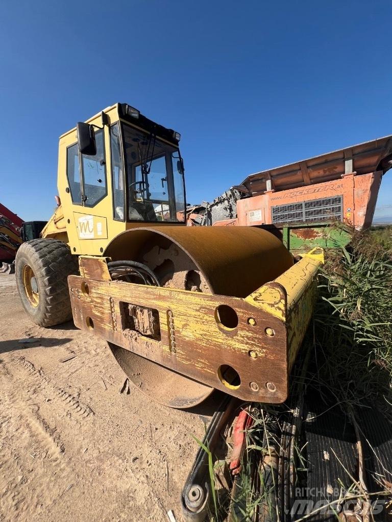 Bomag BW 211 D-3 Valsetog