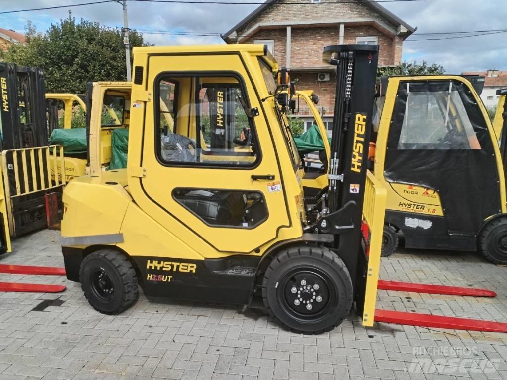 Hyster H 3.5UT Diesel Trucker