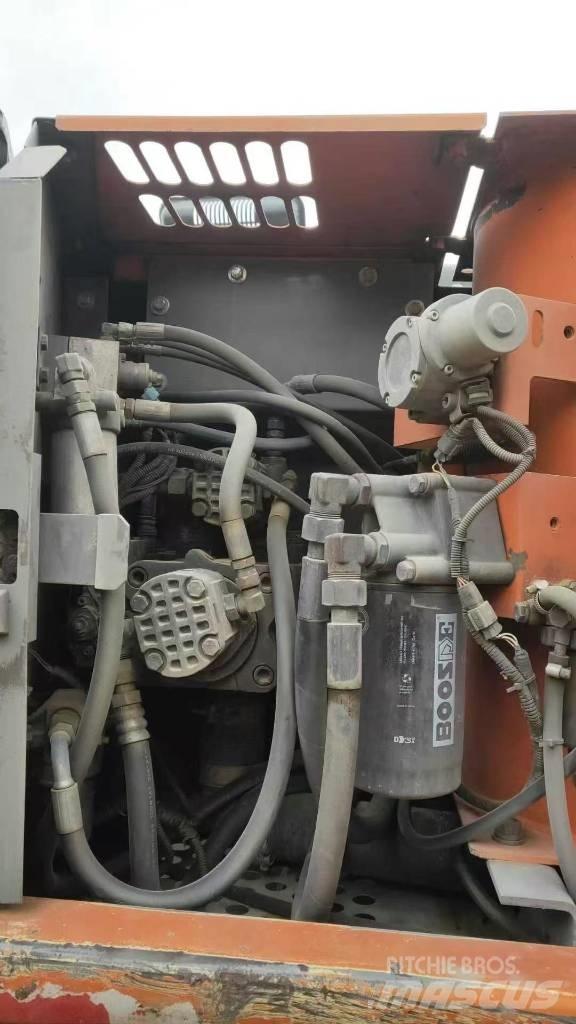 Hitachi ZX130W Hjulgravere