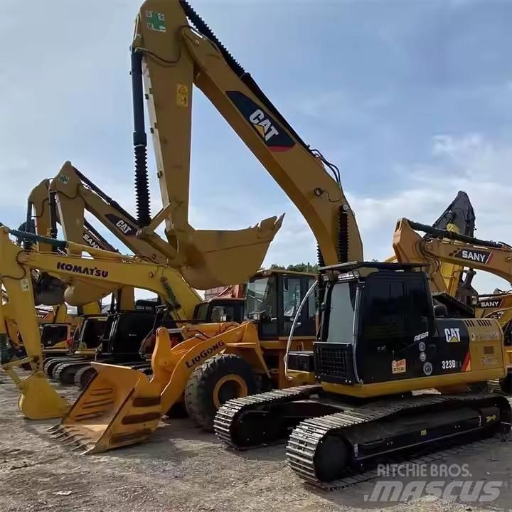 CAT CAT323D2L Midigravere 7 - 12t