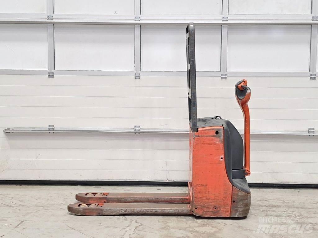 Linde T16 Lavtløftende truck