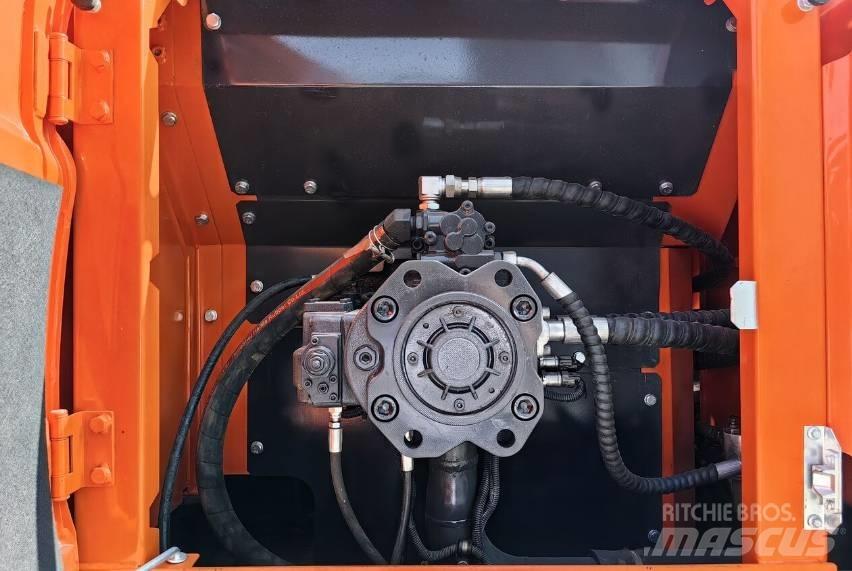 Doosan DX300 Beltegraver