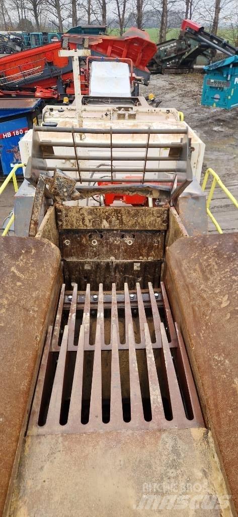 Sandvik QJ 241 Mobile knuseverk