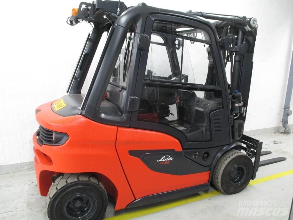 Linde H25D Diesel Trucker
