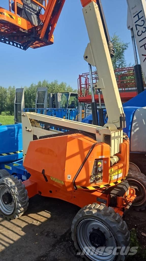 JLG 340 AJ Leddede bomlifter