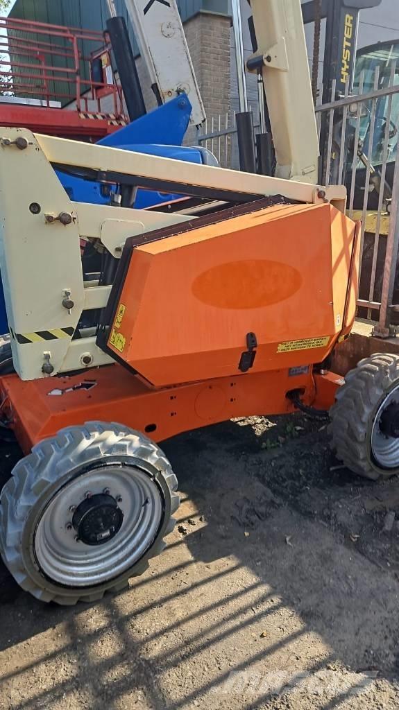 JLG 340 AJ Leddede bomlifter