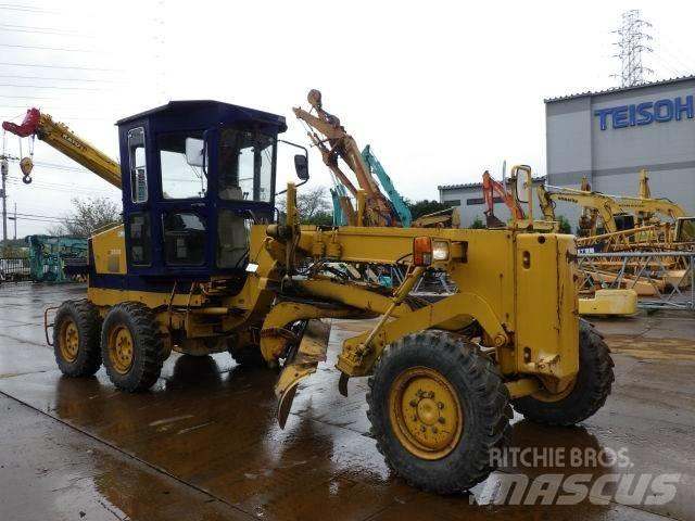 Komatsu GD405A-2 Veihøvler