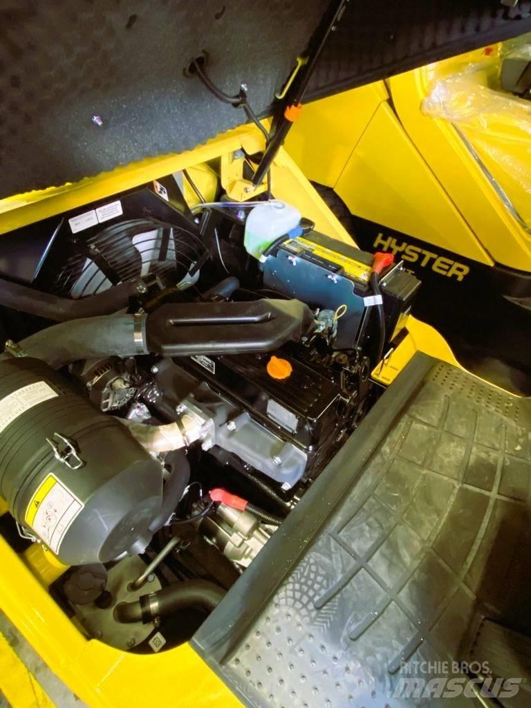 Hyster H3.5UT Diesel Trucker
