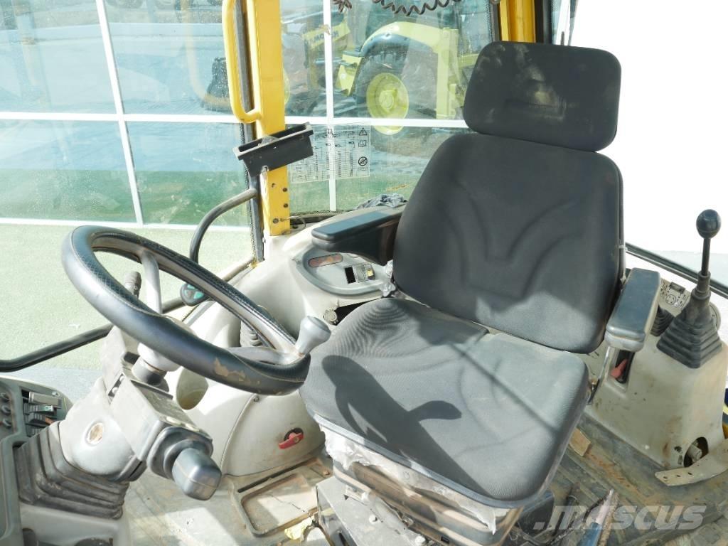 Komatsu WB 97 S-2 Traktorgravere