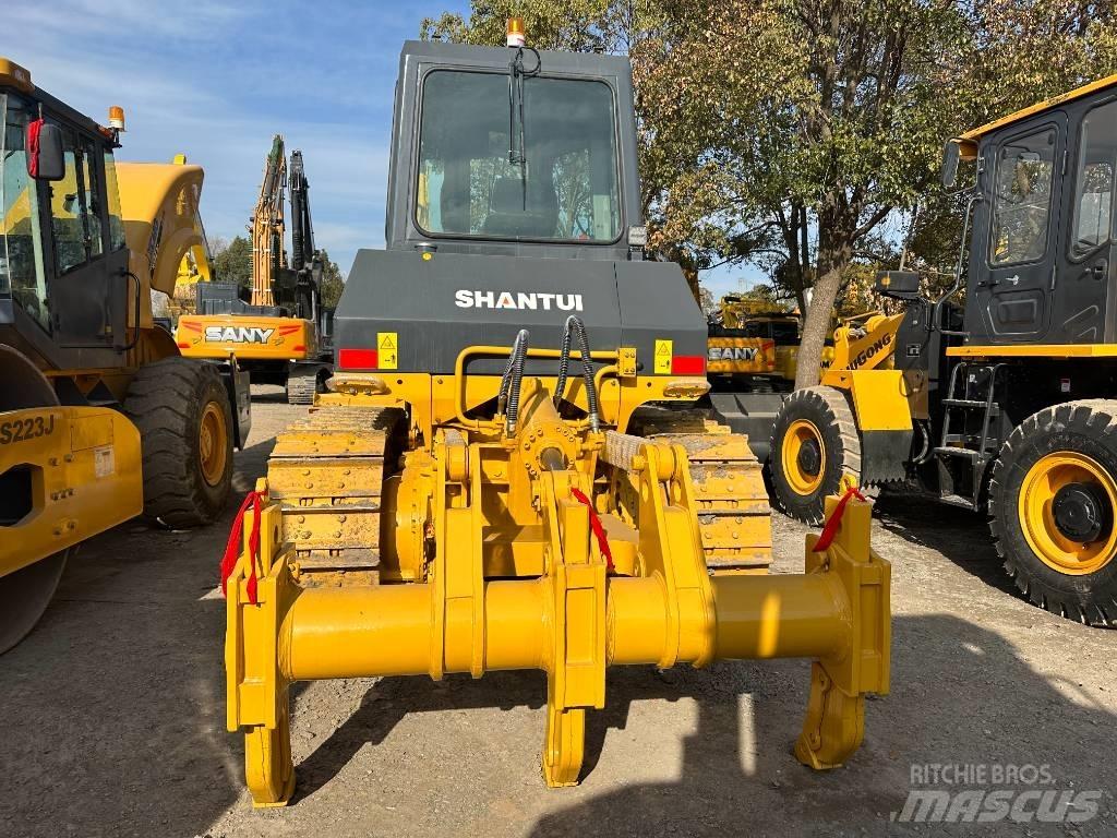Shantui SD 16 Dozere Beltegående
