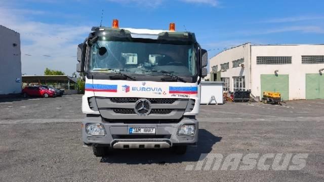Mercedes-Benz 932.24 Andre lastebiler