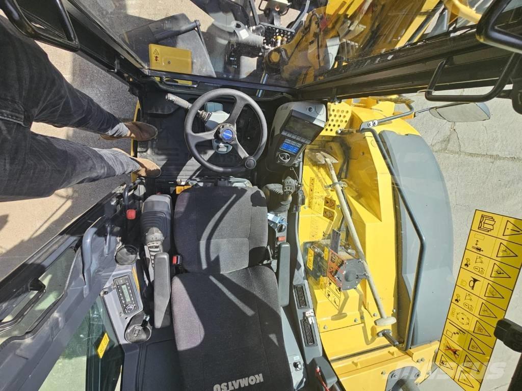 Komatsu PW 98 MR-11 Hjulgravere