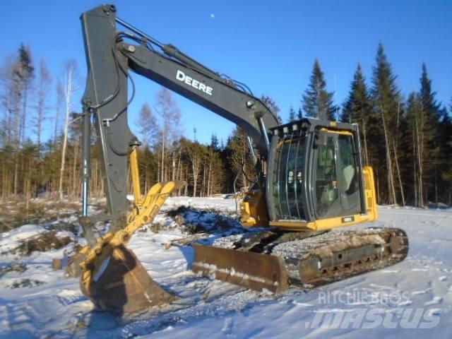 John Deere 135 G Beltegraver