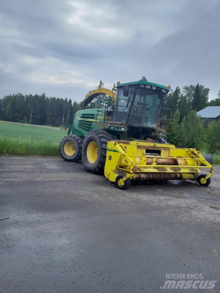 John Deere 7700 Selvdrevne fôrhøstere