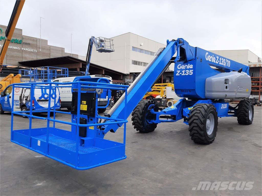 Genie Z135 70 Leddede bomlifter