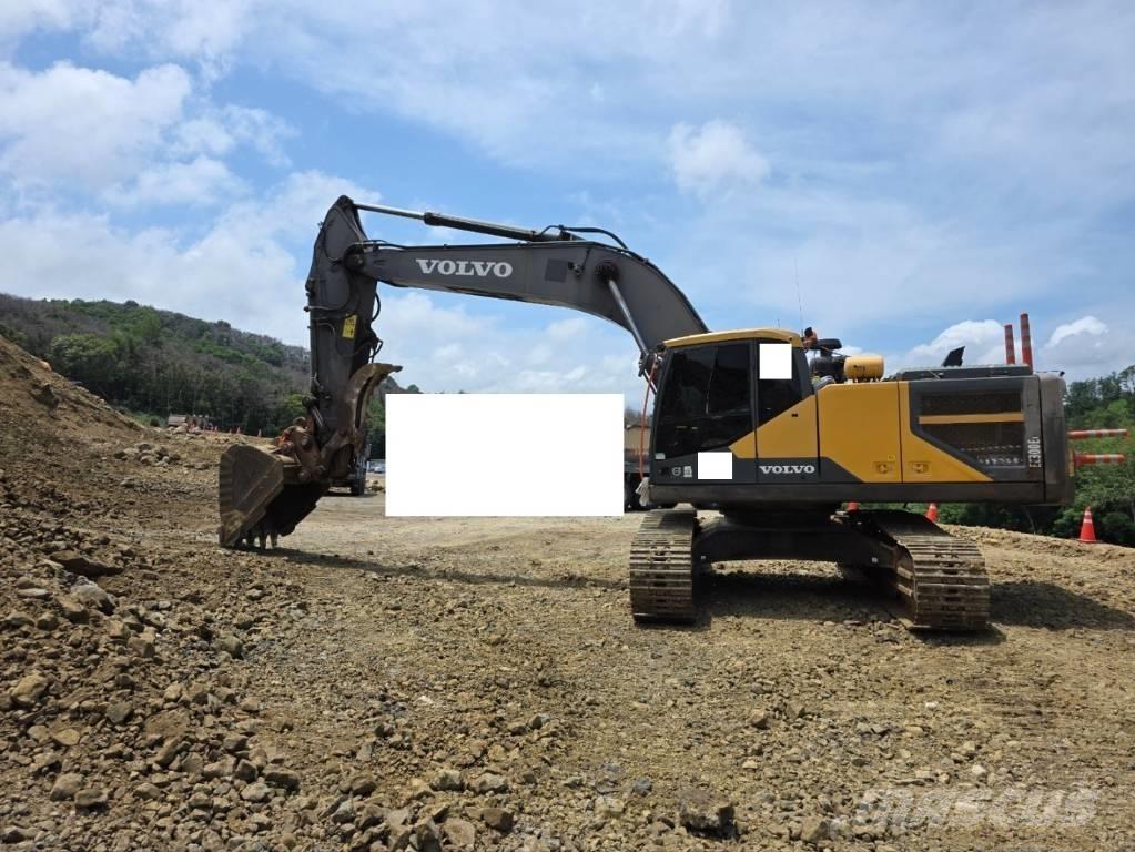 Volvo EC 300 E Beltegraver