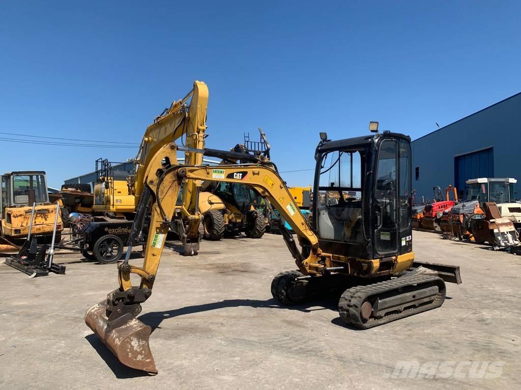 CAT 302.7 D CR Minigravere <7t