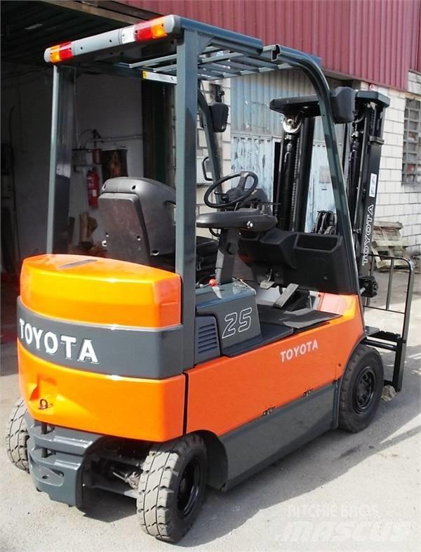 Toyota 7 FBMF 25 Elektriske trucker