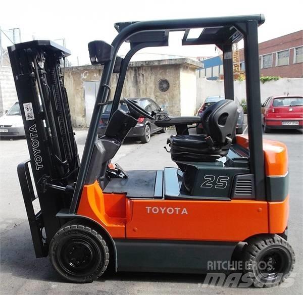 Toyota 7 FBMF 25 Elektriske trucker