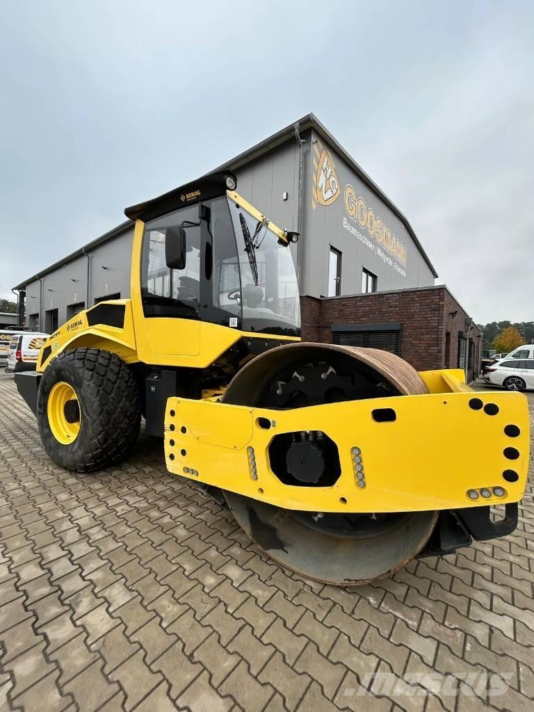 Bomag BW 211 D-5 Valsetog