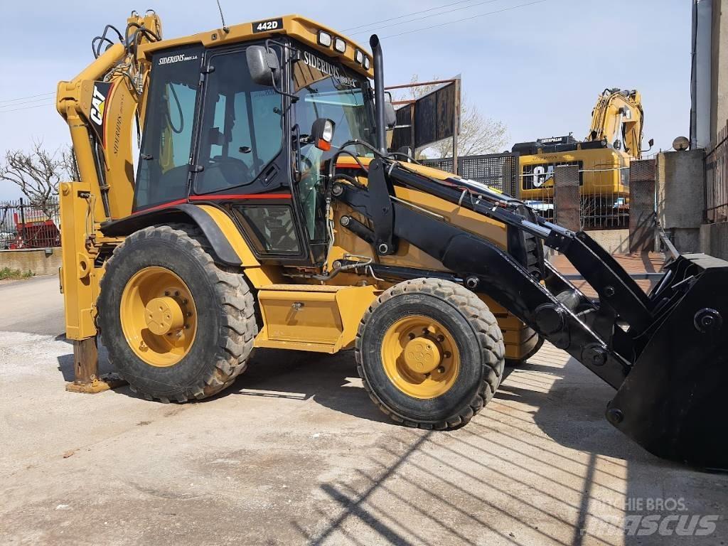 CAT 442 D 4x4 Traktorgravere