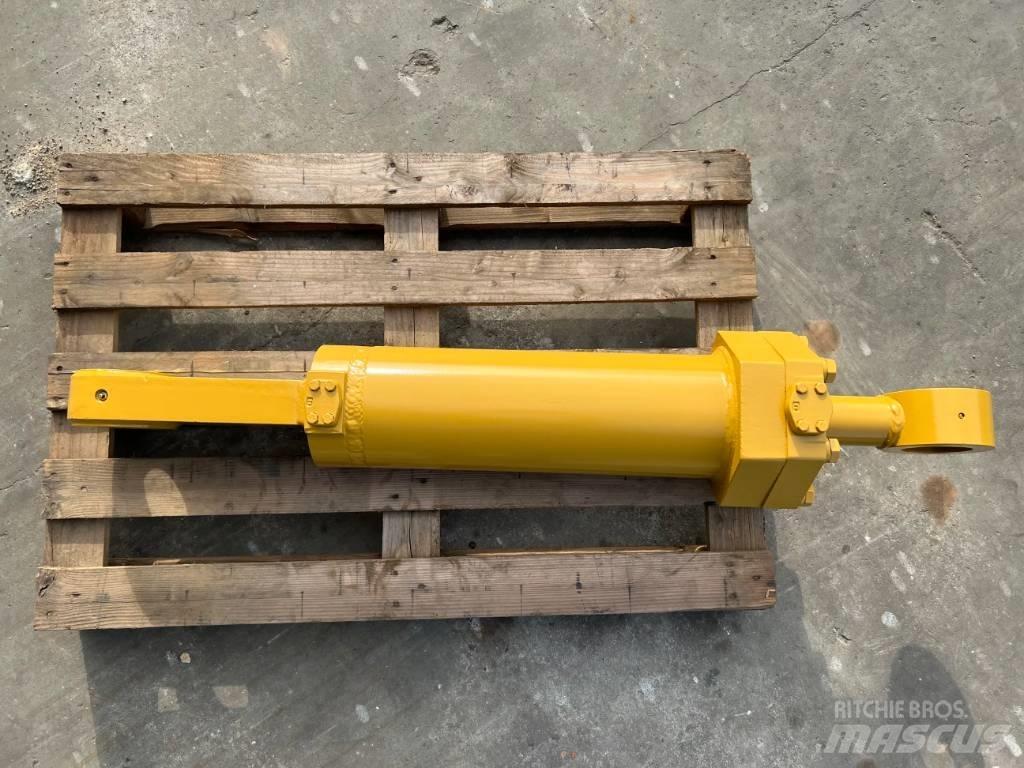 CAT D8 Cylinder Andre komponenter