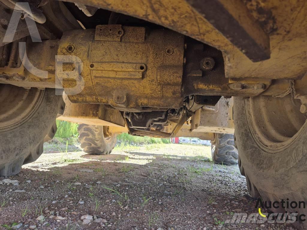 CAT 416 E Traktorgravere