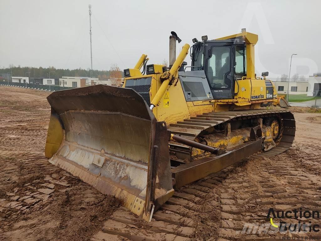 Komatsu D85PX-15 Dozere Beltegående