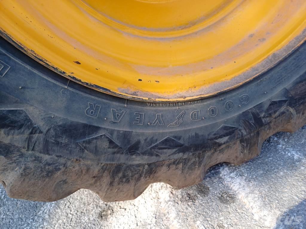 JCB 930-2 Terrenggående gaffeltruck