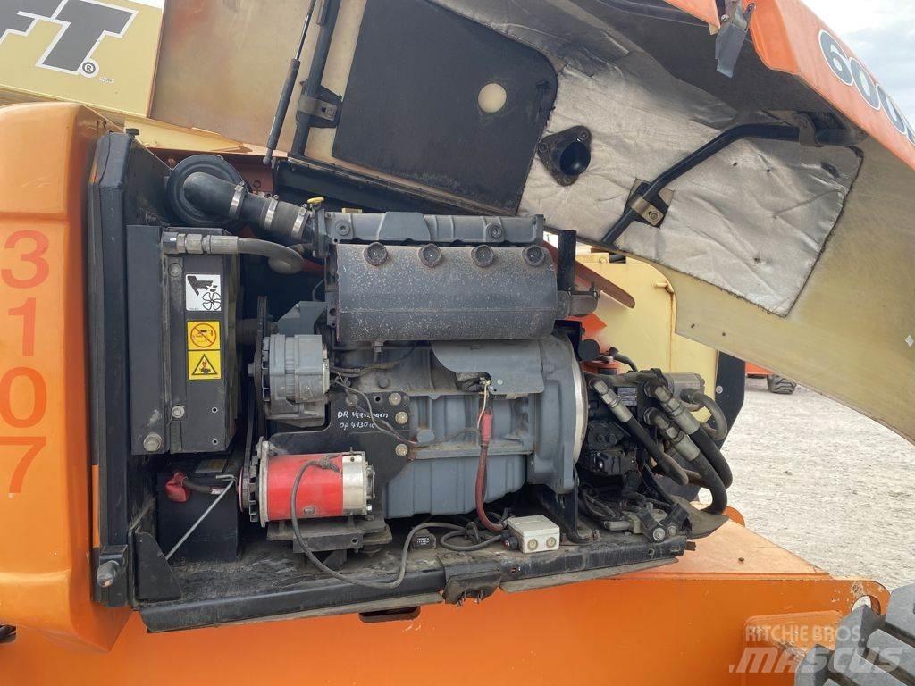 JLG 600AJ Leddede bomlifter