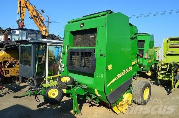 John Deere 592 Rundballepresser