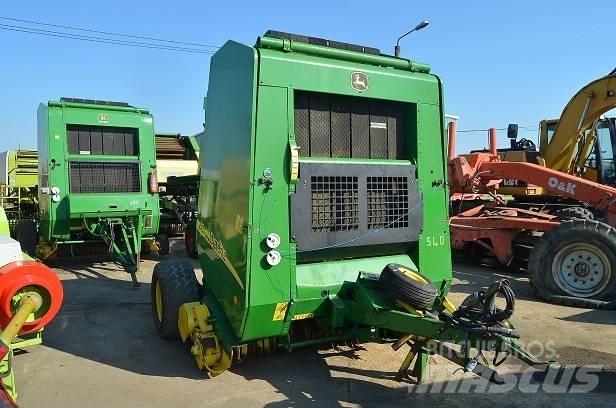 John Deere 592 Rundballepresser