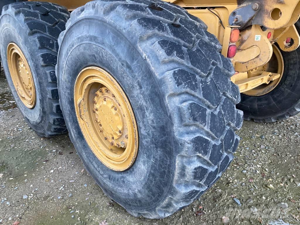 CAT 730 C Rammestyrte Dumpere