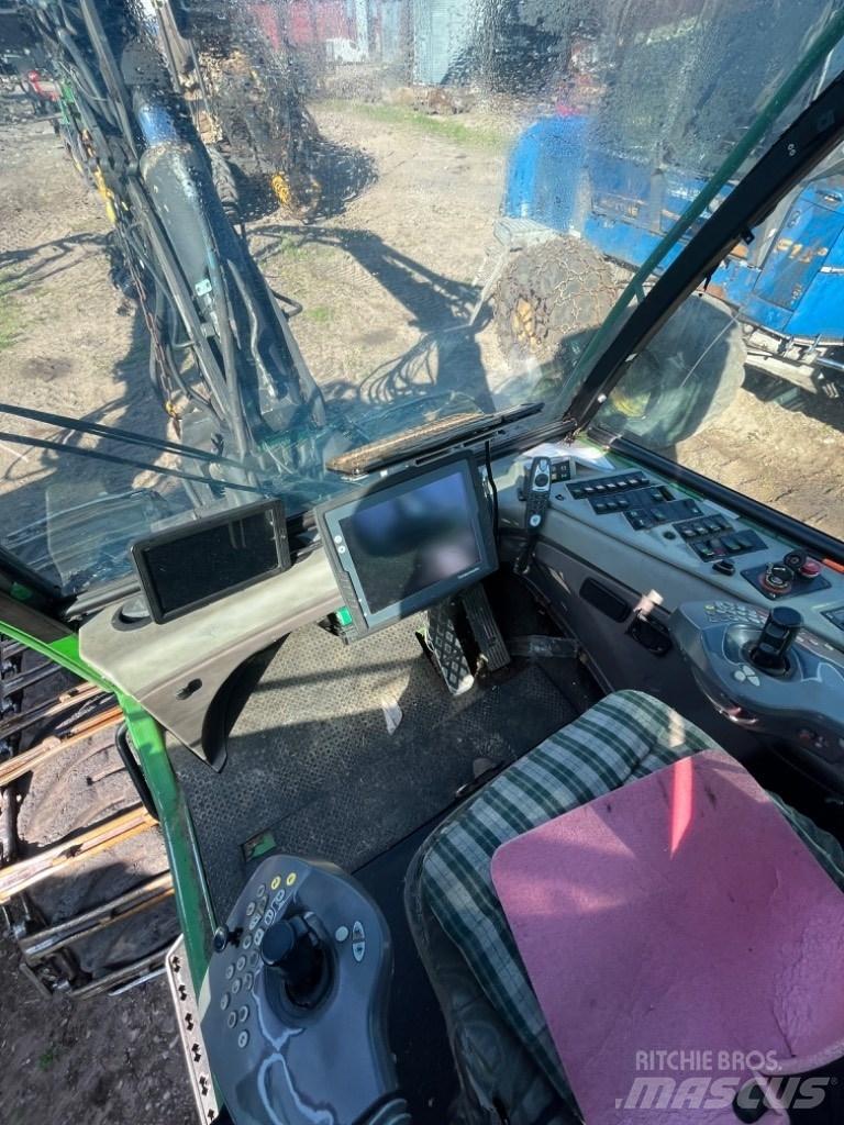 John Deere 1070 D Hogstmaskiner