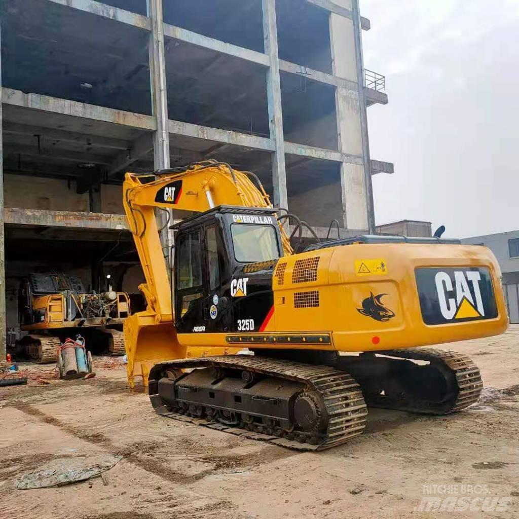 CAT 325 D Beltegraver