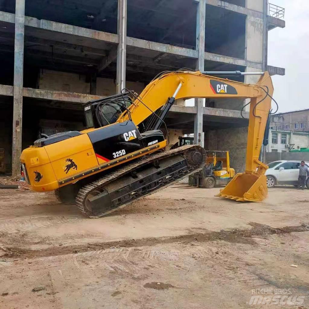 CAT 325 D Beltegraver