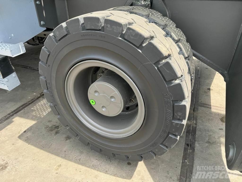 Sennebogen 830M E Gravemaskiner for avfallshåndtering