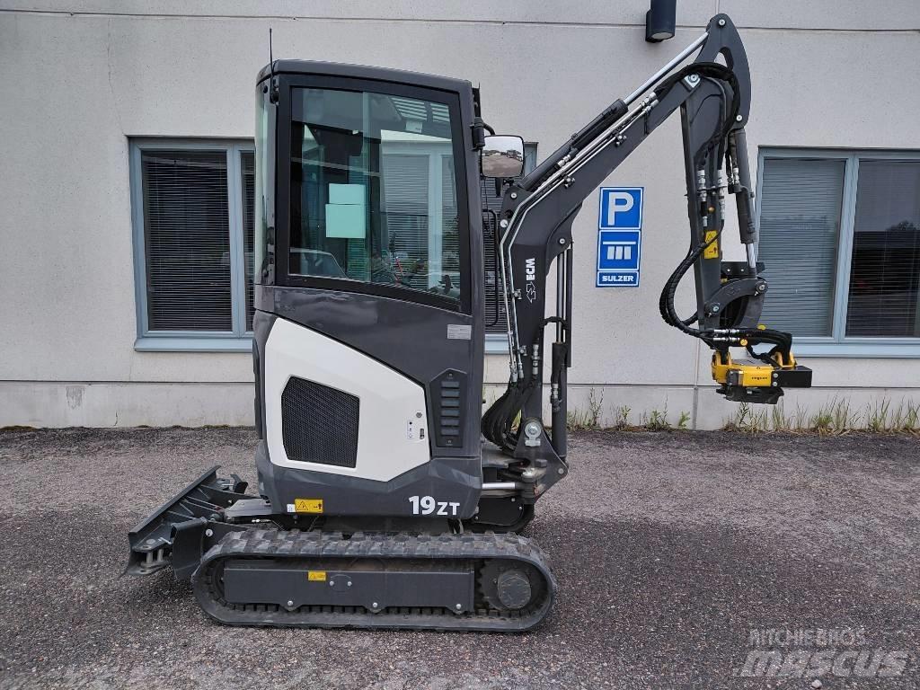 ECM 19ZT + Engcon EC02 Minigravere <7t