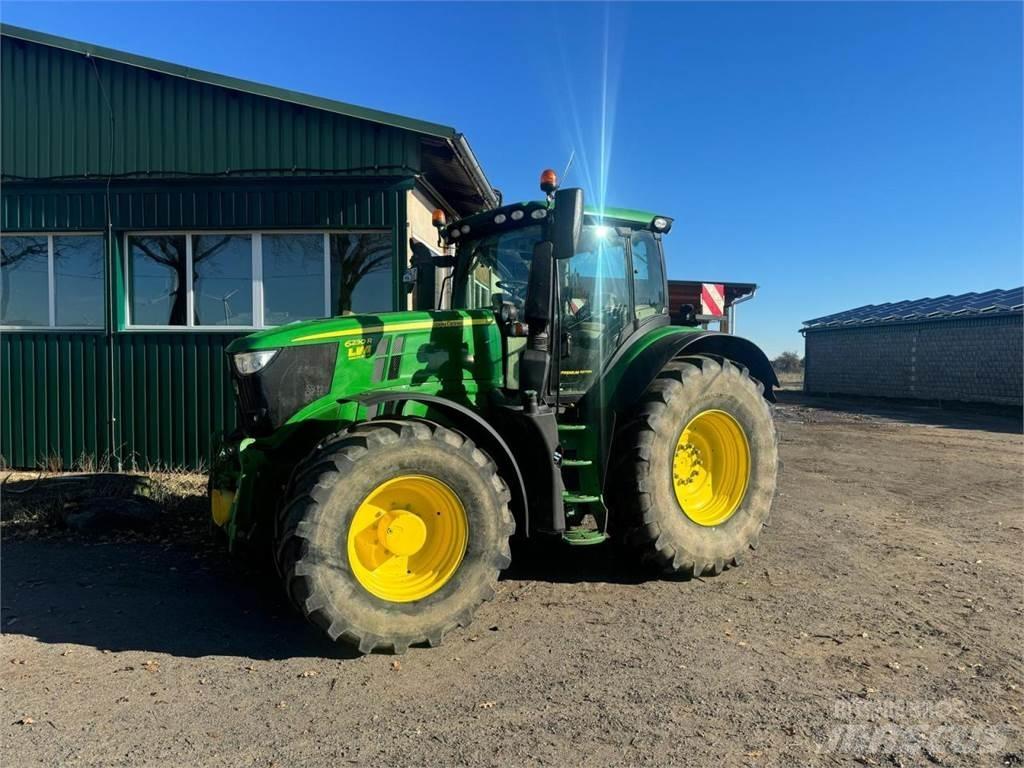 John Deere 6230R Traktorer