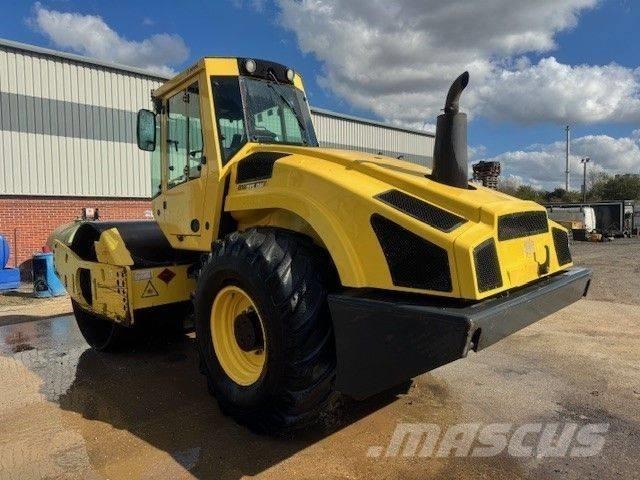 Bomag BW 213 D H-4 Valsetog