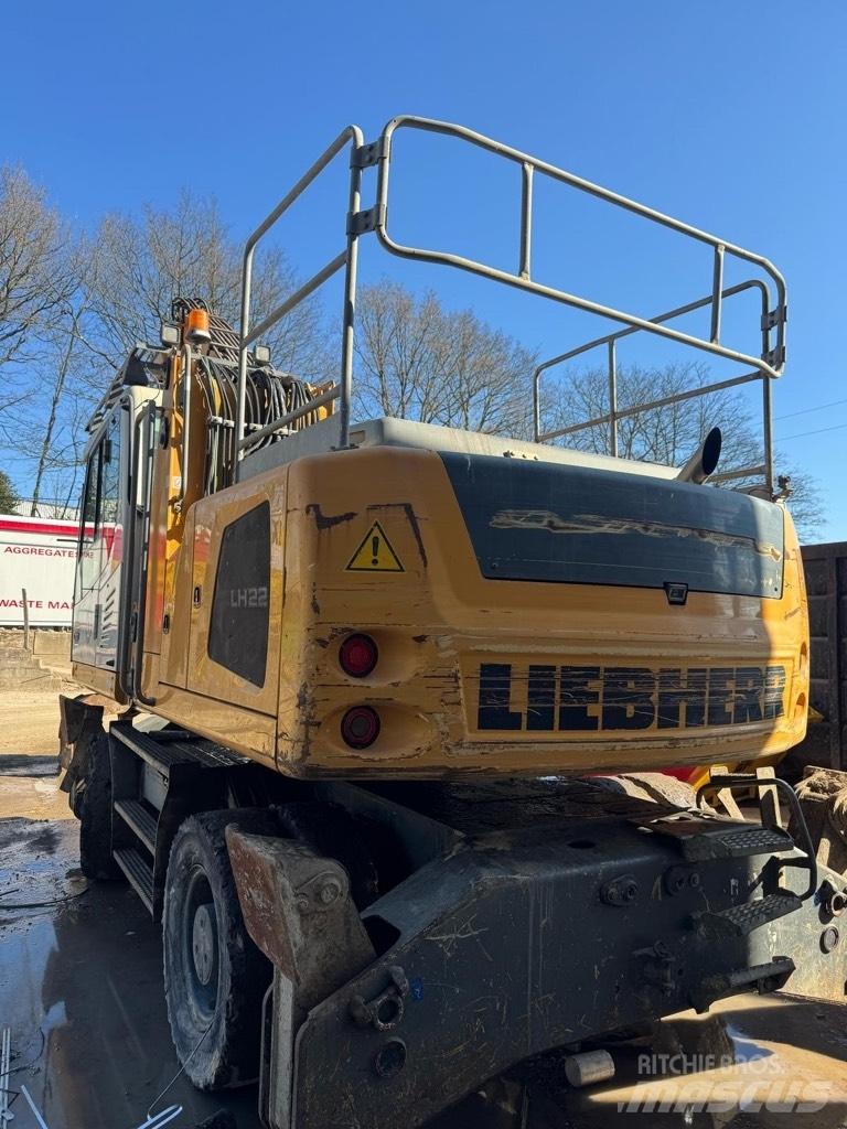 Liebherr LH 22 M Gravemaskiner for avfallshåndtering