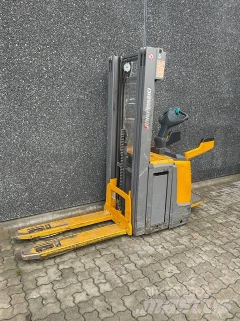 Jungheinrich ERC 216 Stablere