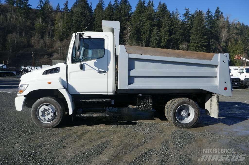 Hino 258 LP Tippbil