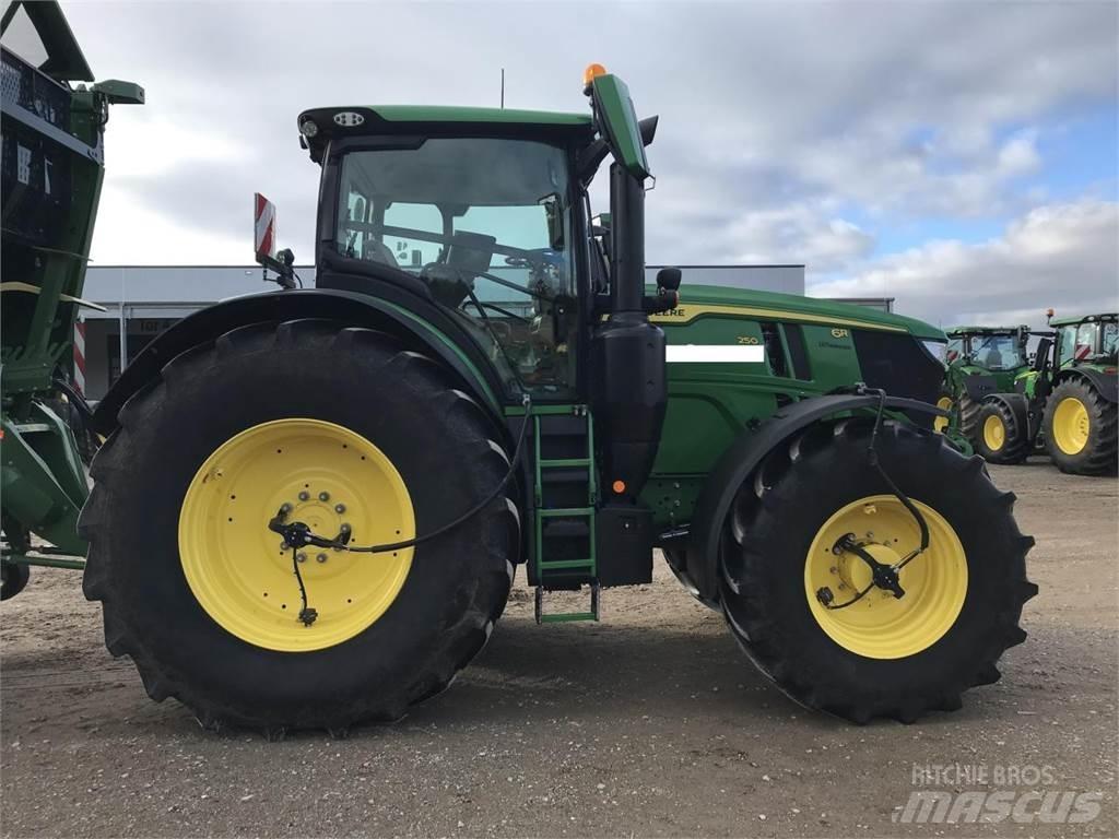 John Deere 6R 250 Traktorer