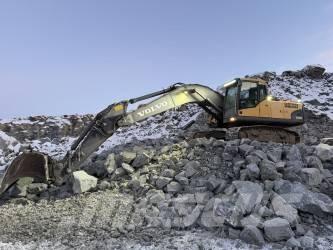 Volvo EC 240 C Beltegraver
