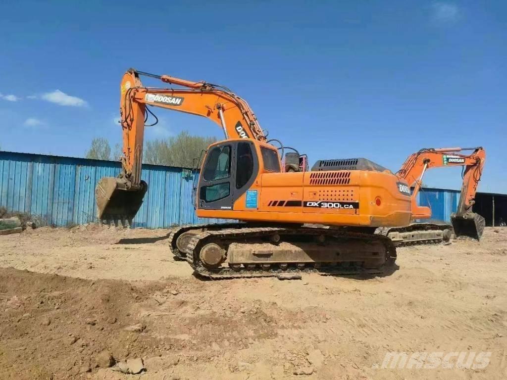 Doosan DX300LC-9 Beltegraver