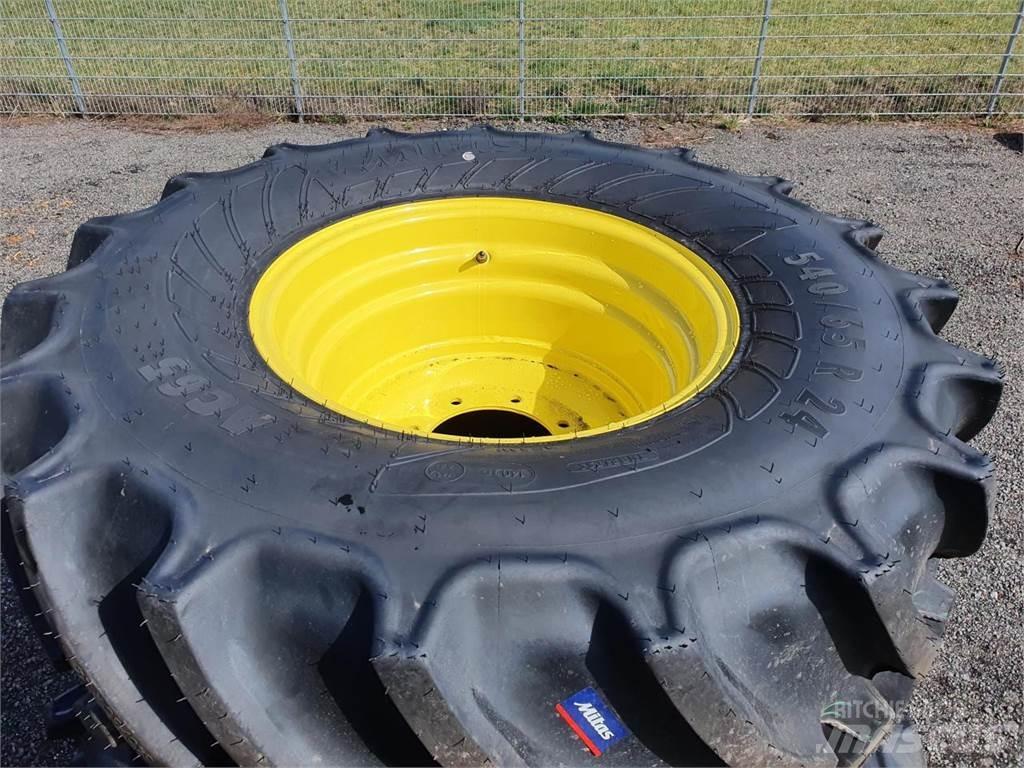 Mitas 540/65R24 x2 Dekk, hjul og felger